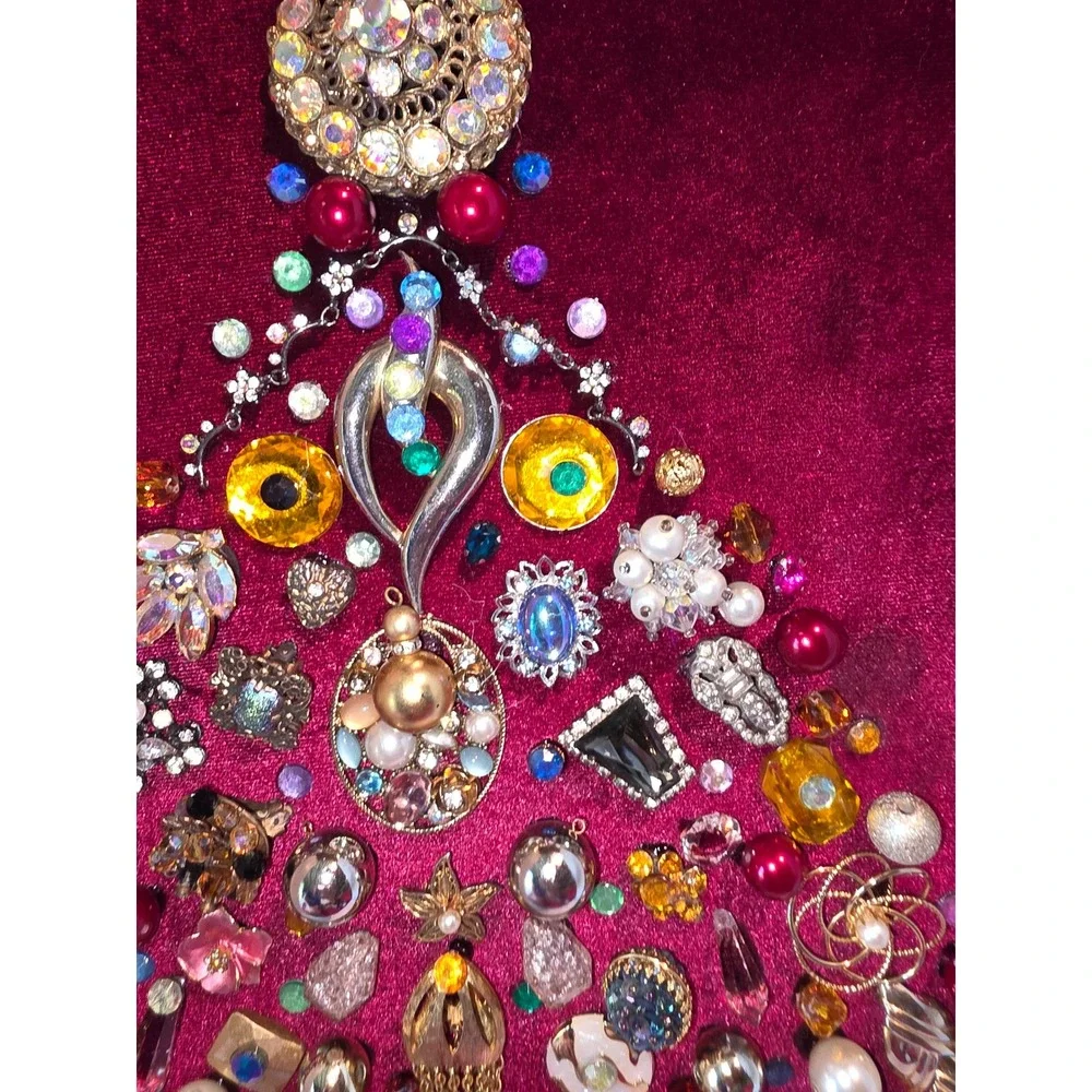 Vintage Costume Jewelry Christmas Tree Framed Art Burgundy Velvet Gilt Frame
